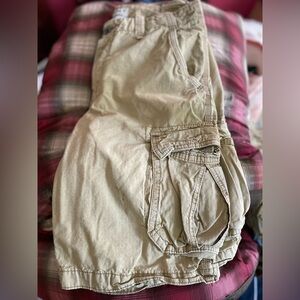 American Eagle Longboard Cargo Shorts